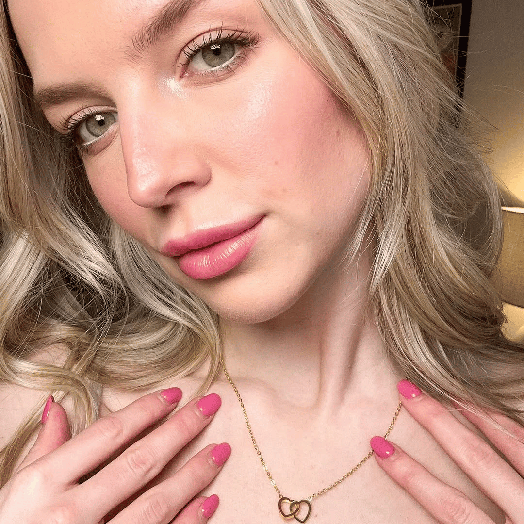 Colar Dois Corações + Caixa Rotativa de Brinde