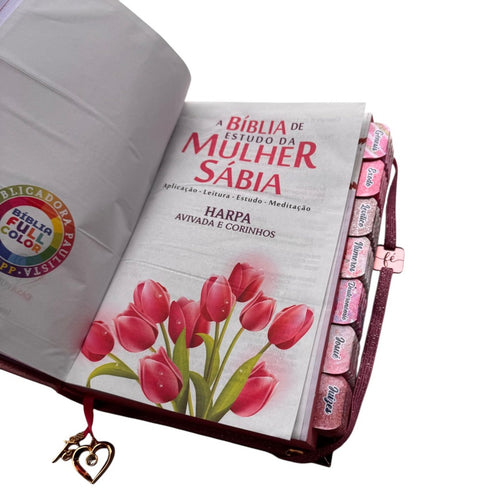 Bíblia Da Mulher Sábia De Estudos 100% Glitter Pin, De João Ferreira De Almeida. Editora Cpp, Capa Dura - Com Índice